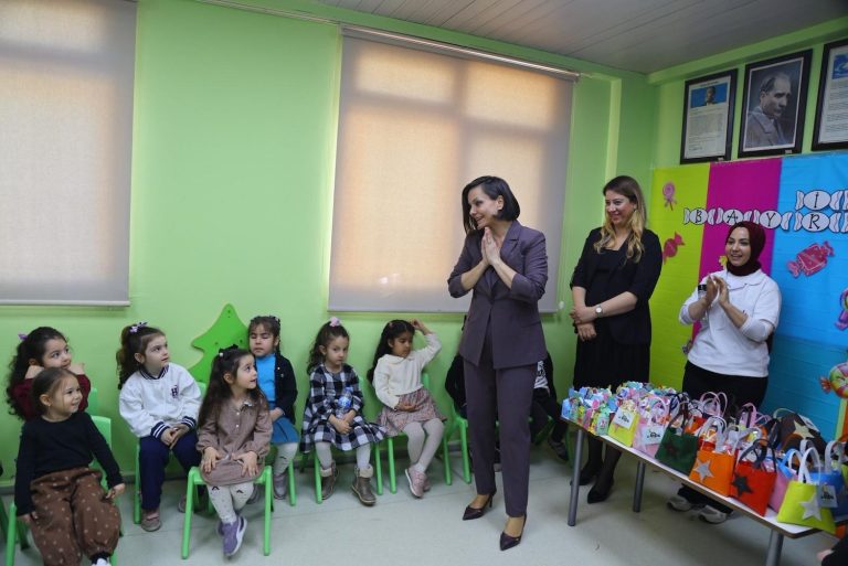 Çocuk Oyun Akademilerinde bayram sevinci