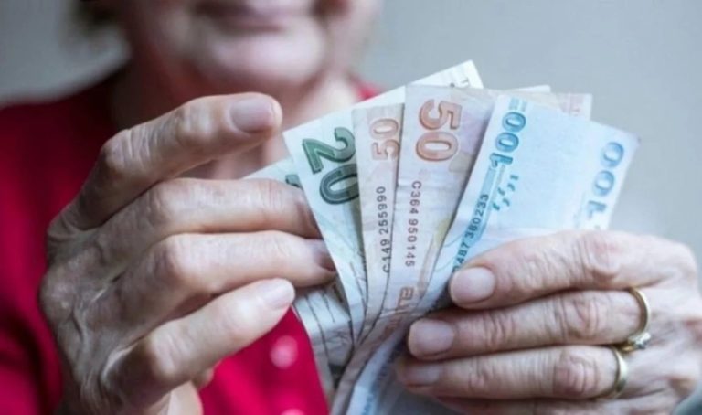 Bayram ikramiyeleri ve emekli maaşları ‘erken’ ödenecek 