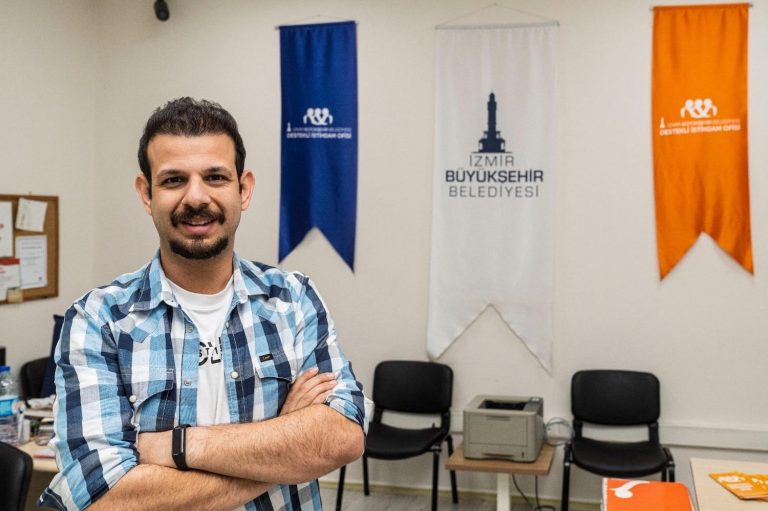 Asperger sendromlu yüksek mühendis, Eşrefpaşa Hastanesi’nde görevde