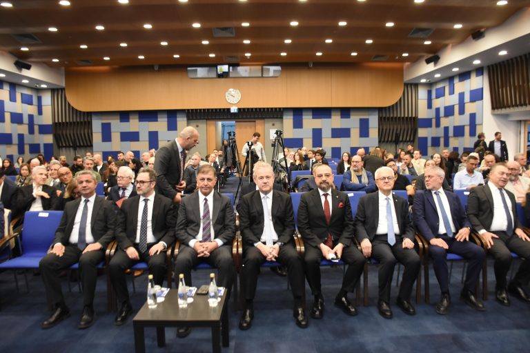 İzmir’in sağlık turizmi için ‘bütüncül’ yaklaşım önerisi