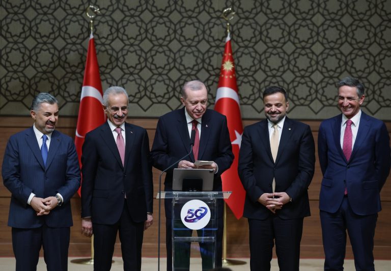 Türkiye’de 5G dönemi resmen başladı