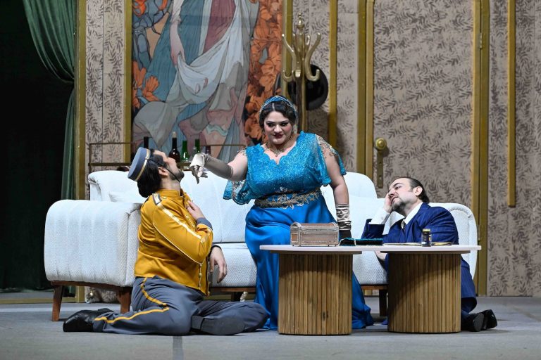 İzmir Devlet Opera ve Balesi nisan ayında zengin programa ev sahipliği yapıyor 