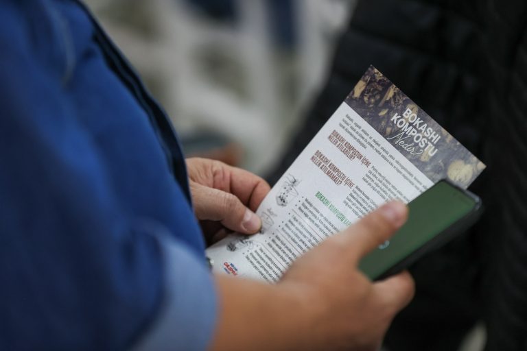 Buca’da mutfak atıkları toprağa hayat verecek