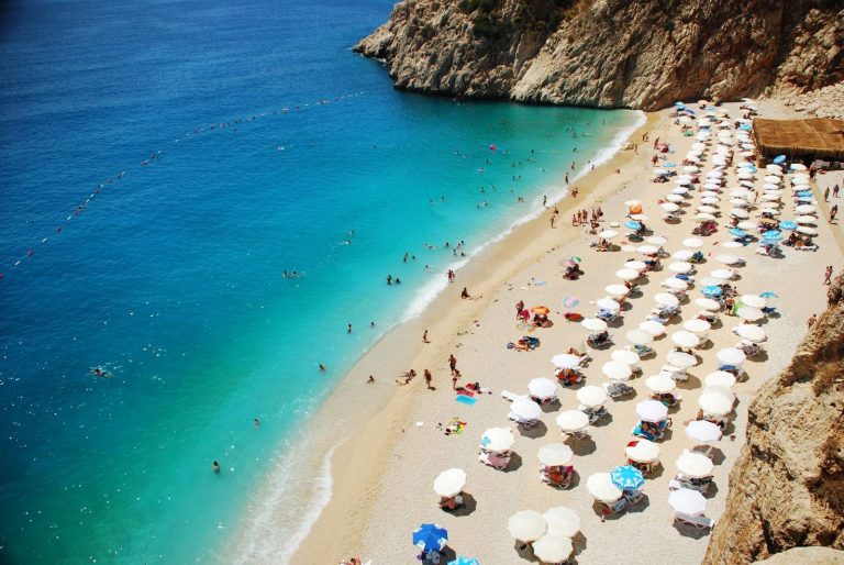 Akdeniz’e 26,9 milyar TL’lik yatırım, tesis sayısı 6,5 kat arttı