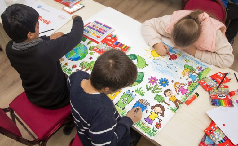 İz Bırak Projesi bu yıl İzmirli çocuklarla buluşuyor