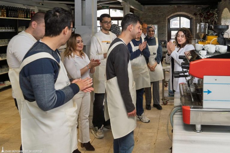 Otizmli gençler barista olma yolunda