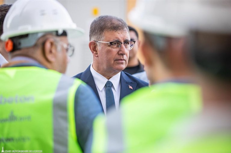 2 Nisan’da İzmir’de toplu açılış, temel atma ve anahtar teslim törenleri düzenlenecek