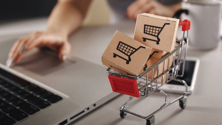 ​E-ticarette pazarlama bütçesi yüksek olan markalarda büyüme 2 kat artıyor