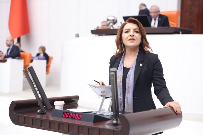 Her 100 aileden 15’i icralık
