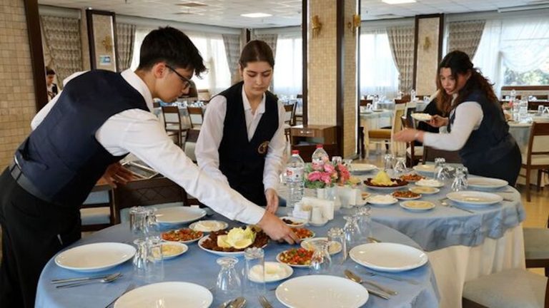 Euro Bölgesi’nde ocakta hizmet üretimi %1,2, AB’de %0,6 arttı