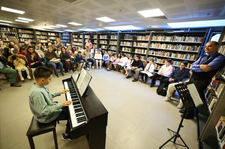 Selçuk’ta kütüphane haftası öğrencilere farkındalık oluşturuyor