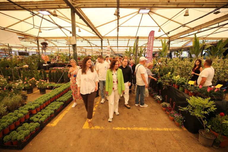 Karşıyaka’da Çiçek Festivali’ne geri sayım başladı