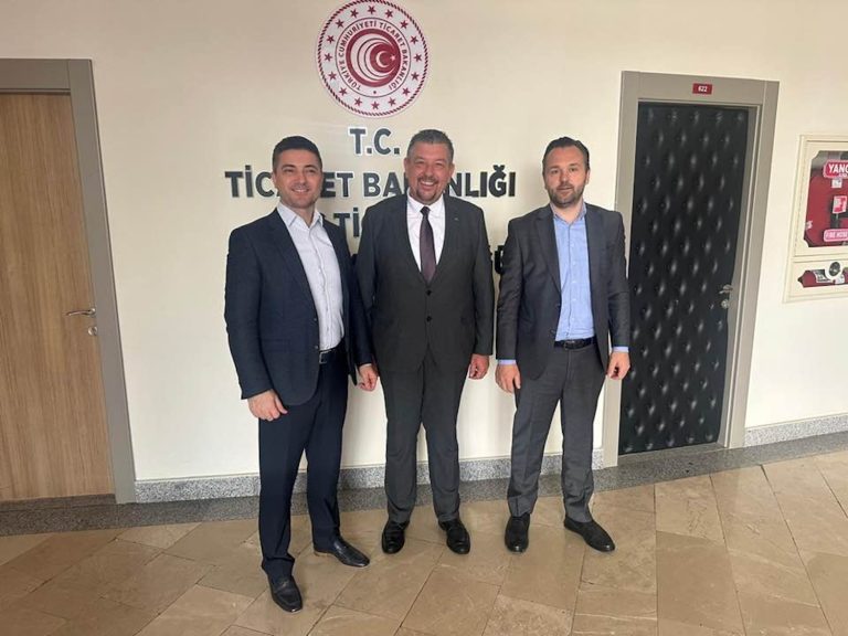 ​Oto kiralamacı esnafı uzun bayram tatili öncesi endişeli