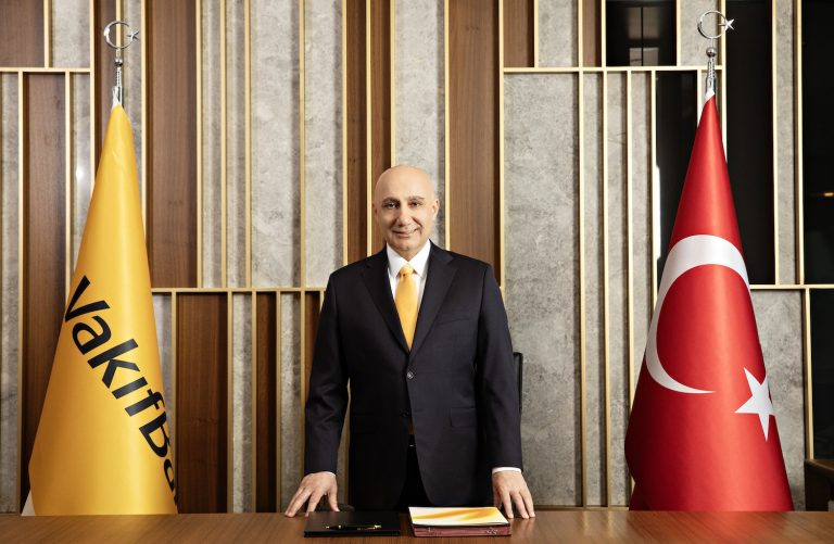 ​Apollo’dan VakıfBank’a 1,3 milyar dolar taze yurt dışı kaynak