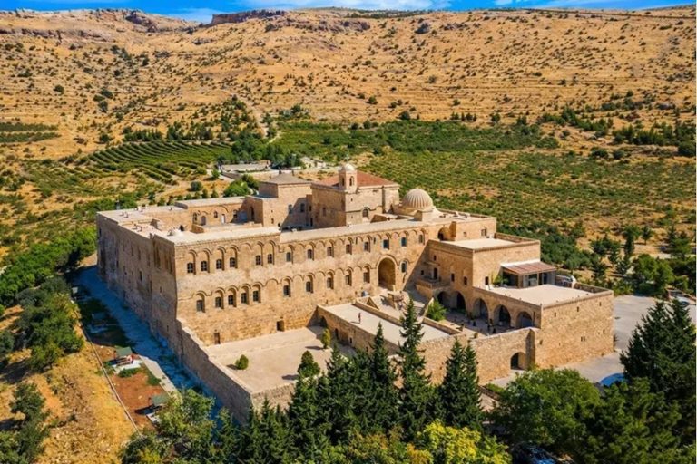 ​Mardin Bienali’nde 42 sanatçı buluşuyor