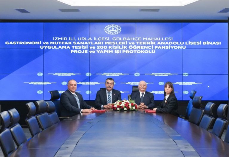 ​Arkas Holding’den Urla’ya gastronomi eğitimi desteği