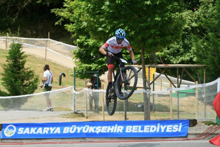Ay-yıldızlı pedallar Avrupa Şampiyonluğu için Sakarya’da