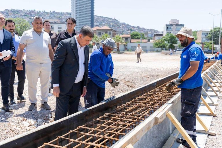 İzmir’in futbol hafızası yeniden canlanıyor