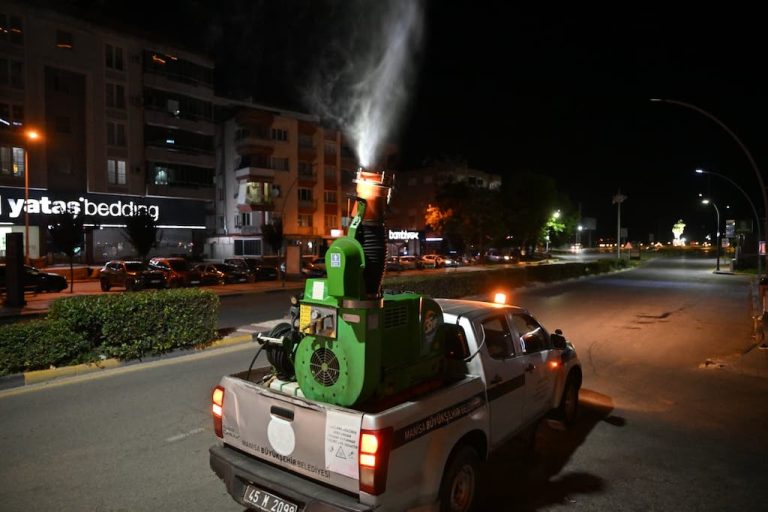 Büyükşehir’den ilaçlama seferberliği
