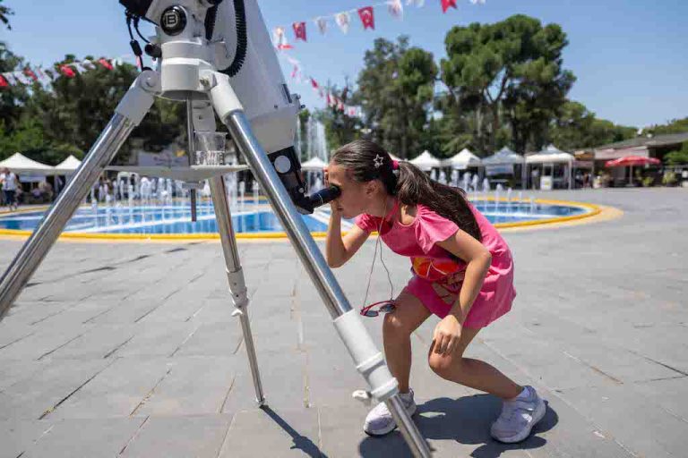 Genç mucitler Büyükpark’ta buluştu