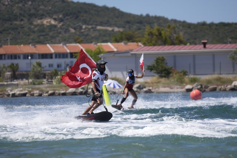 İzeltaş Dünya Motosurf Şampiyonası’nda büyük final
