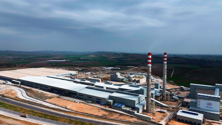 Şişecam, Tarsus’taki kaplamalı cam hattı yatırımını tamamladı