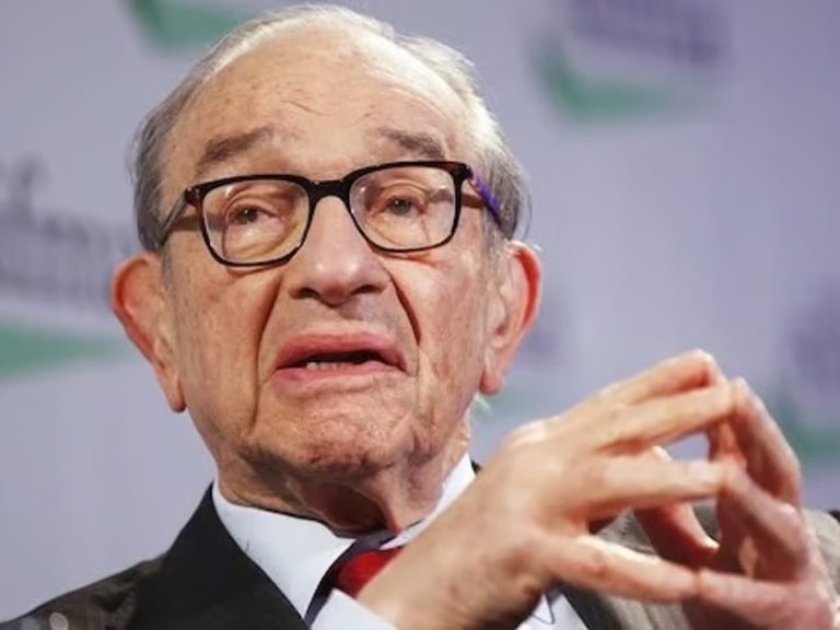 Fed eski Başkanı Alan Greenspan hayatını kaybetti