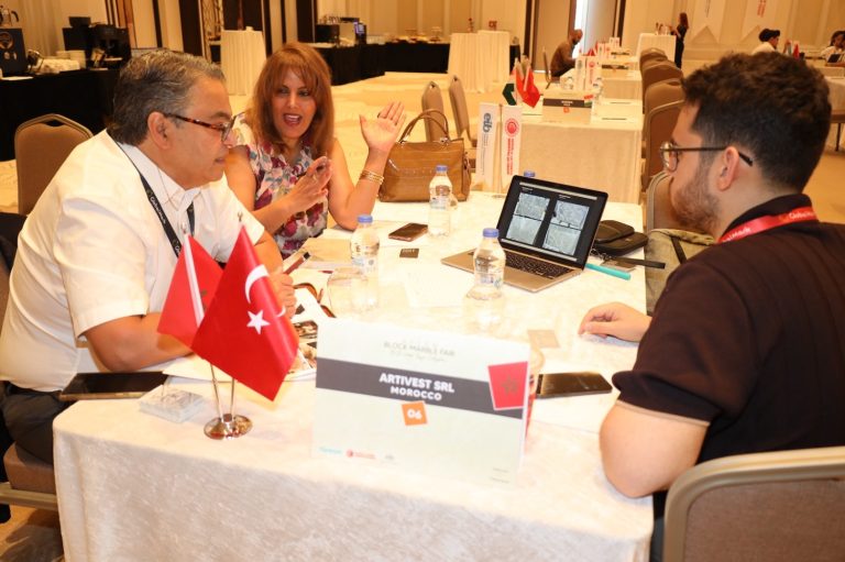 Doğal taş sektörü 2,5 milyar dolar ihracat hedefine bir adım daha yaklaştı