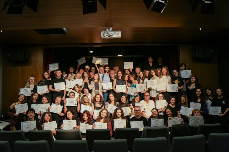 Folkart Academy’de mezuniyet heyecanı