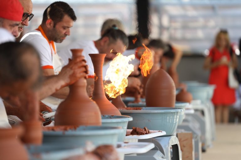 Menemen’de çömlek ustaları bir araya gelecek