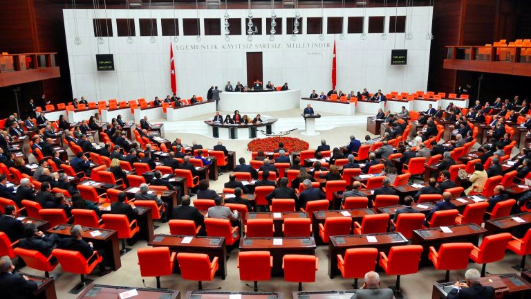 TBMM, 1 Temmuz’da tatile girmeyecek