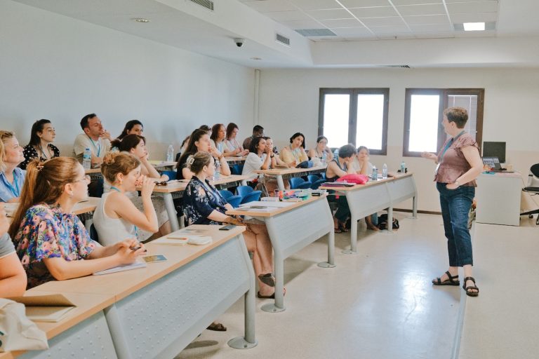 Fransızca eğitiminin kalbi İzmir’de attı