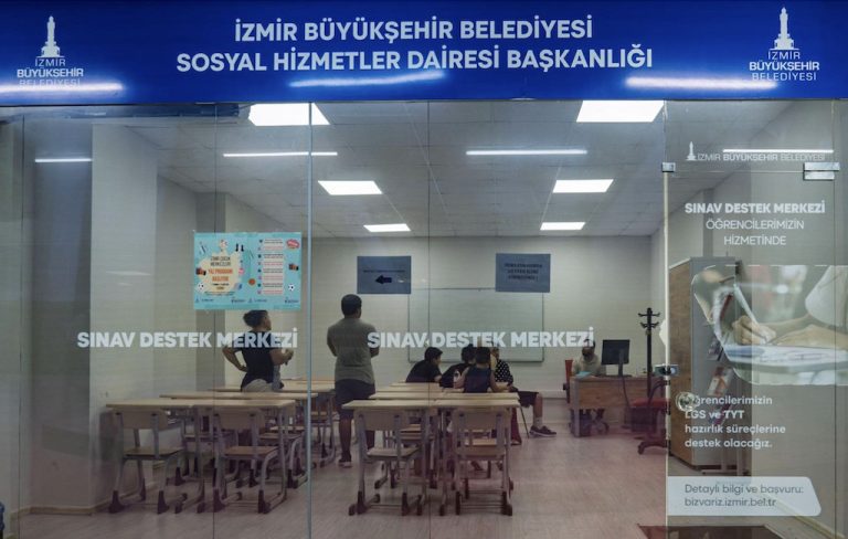LGS tercih döneminde Büyükşehir öğrencilerin yanında