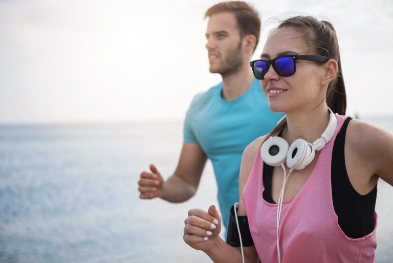 Yaz sıcaklarında spor yaparken kalbinizi riske atmayın!