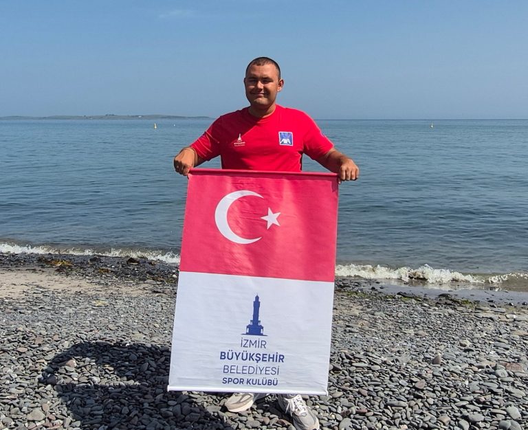Tuna Tunca yarın Kuzey Kanalı’nı geçecek