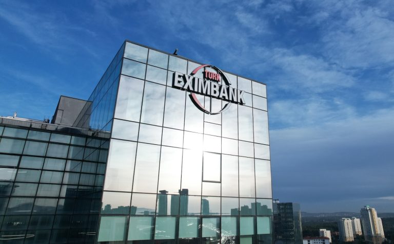 Türk Eximbank’tan ilk altı ayda 32 milyar dolar destek