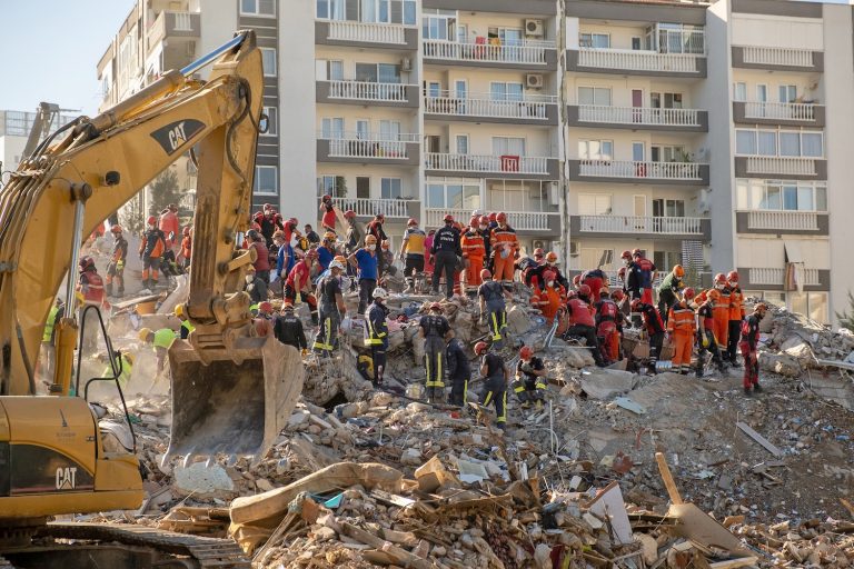 Yapay zekâ depremde en riskli noktaları belirleyecek
