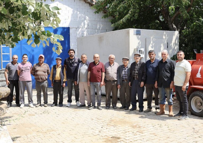 Büyükşehir tarım üreticisinin imdadına yetişti