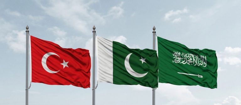 Türkiye, Suudi Arabistan ve Pakistan’la savunma anlaşması imzaladı  