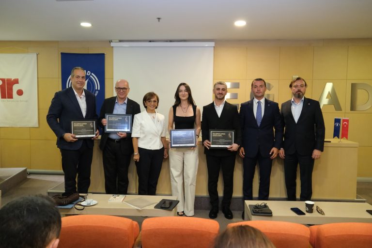 Aile şirketlerinde markalaşma iş hayatında önemli yer tutuyor