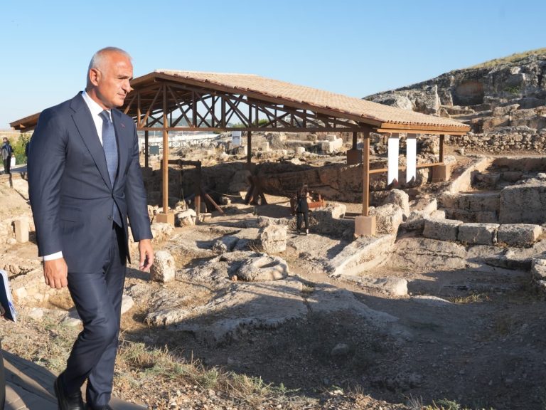 Kommagene’nin Kadim Kenti Perre’de çalışmalar sürüyor