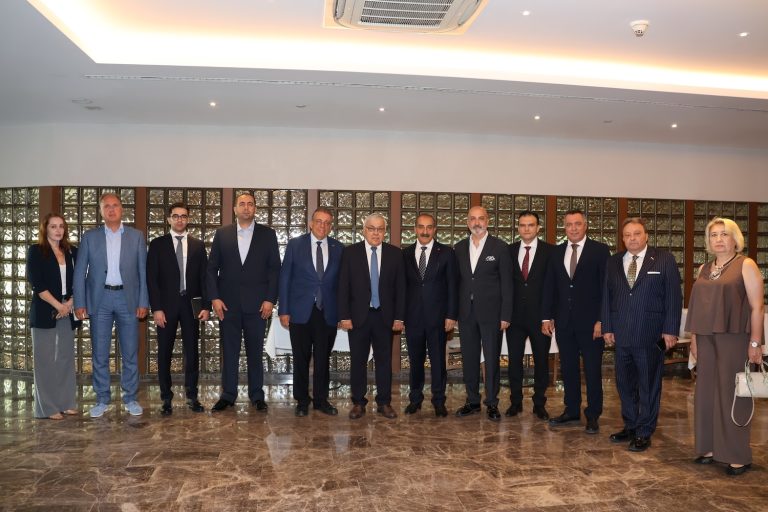 Egeli ihracatçılar Karadeniz’de güvenli koridor istedi
