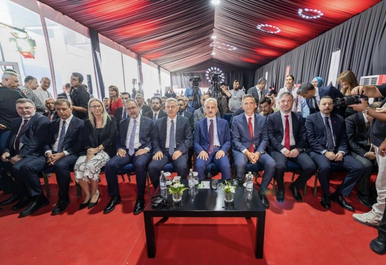 İzmir’in dijital dönüşümüne katkı sağlayacak veri merkezi açıldı