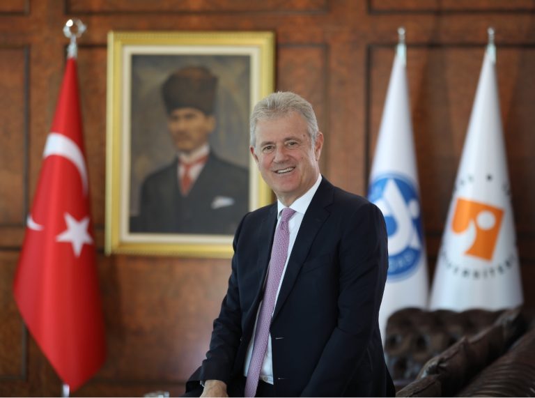 Özgener: 9 Eylül, tarihi bir dönüm noktası