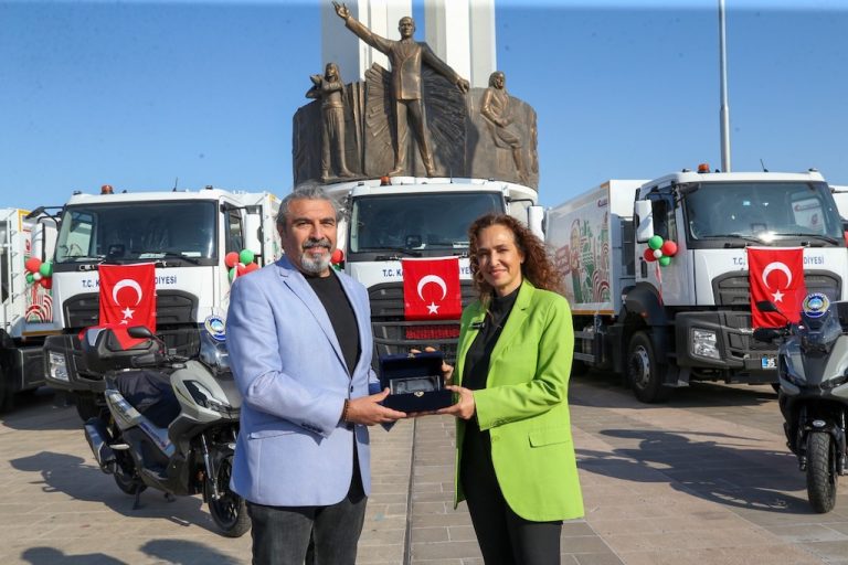 Karşıyaka Belediyesi’nden araç filosuna büyük yatırım