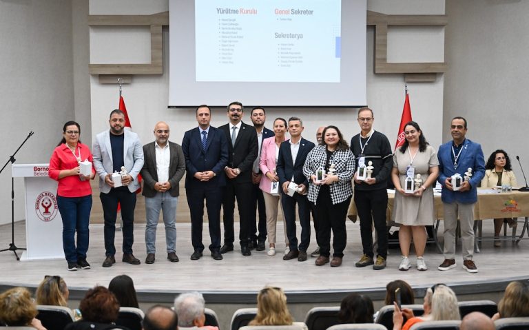 Bornova’da demokrasi şöleni